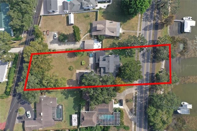 1433 N LAKE HOWARD DRIVE, Winter Haven, FL 33881