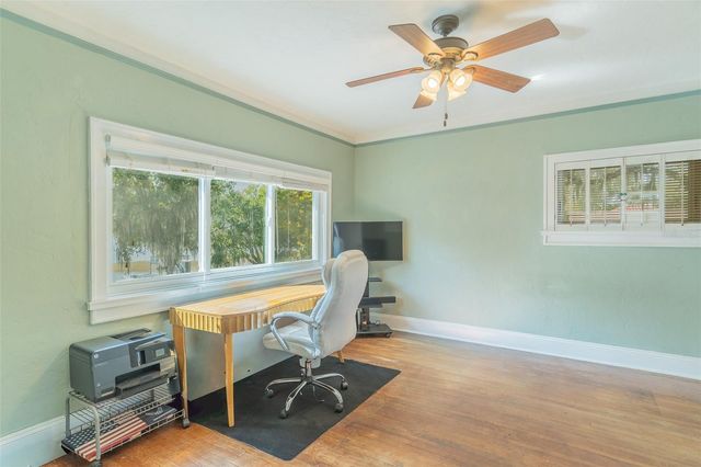 1433 N LAKE HOWARD DRIVE, Winter Haven, FL 33881