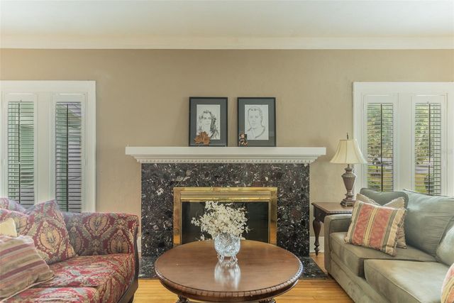 1433 N LAKE HOWARD DRIVE, Winter Haven, FL 33881