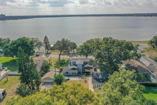 1433 N LAKE HOWARD DRIVE, Winter Haven, FL 33881