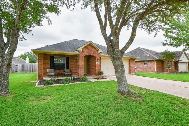 4107 Merlet Drive, Pearland, TX 77584