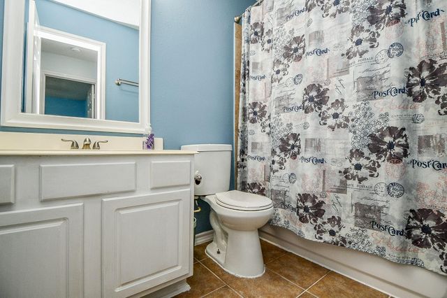 4107 Merlet Drive, Pearland, TX 77584