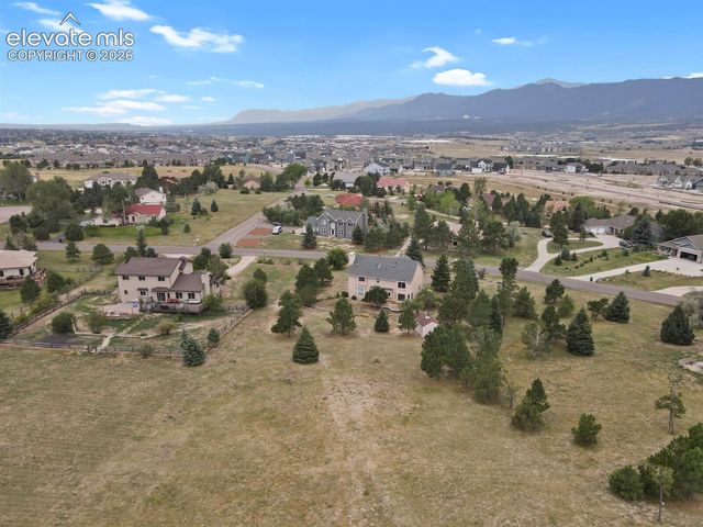 916 W Caribou Drive, Monument, CO 80132
