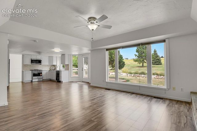 916 W Caribou Drive, Monument, CO 80132