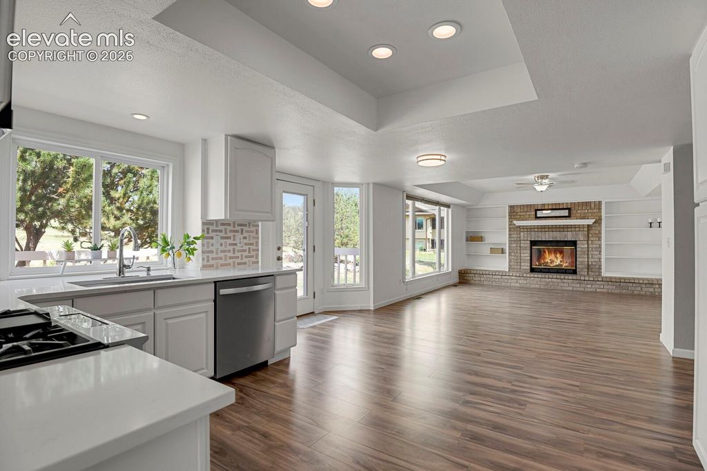 916 W Caribou Drive, Monument, CO 80132 — photo 2