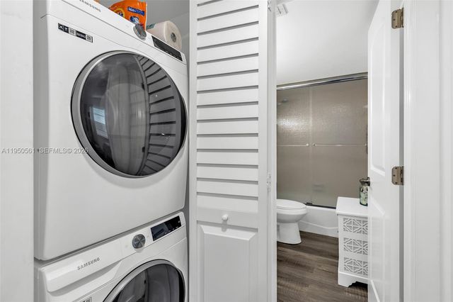 3910 Inverrary Blvd 503-B, Lauderhill, FL 33319