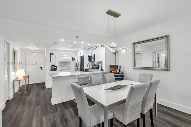 3910 Inverrary Blvd 503-B, Lauderhill, FL 33319