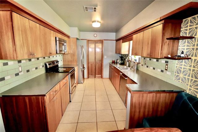 1625 Crestmont Avenue, Norman, OK 73069