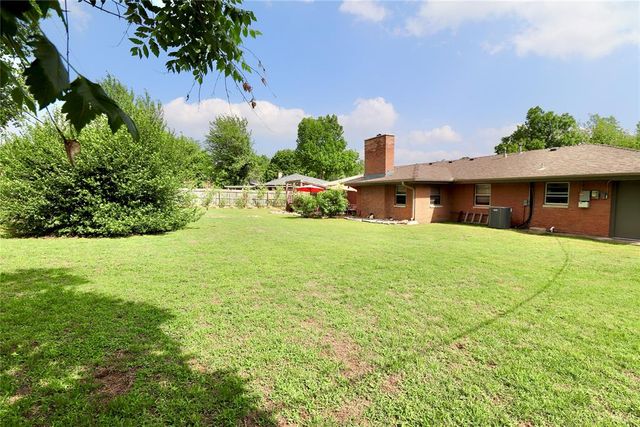 1625 Crestmont Avenue, Norman, OK 73069