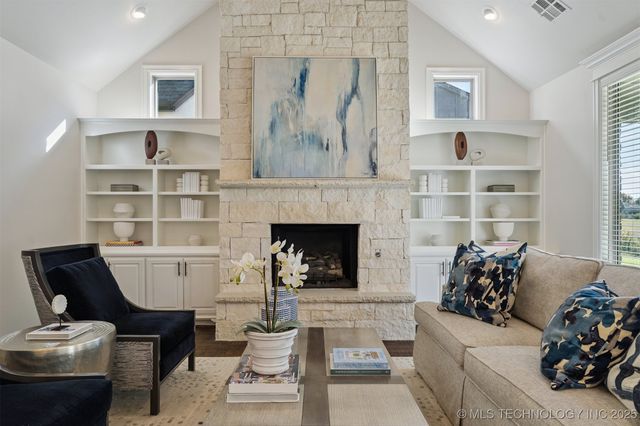 2705 W Twin Oaks Street, Broken Arrow, OK 74012