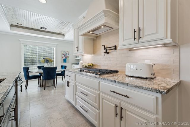 2705 W Twin Oaks Street, Broken Arrow, OK 74012