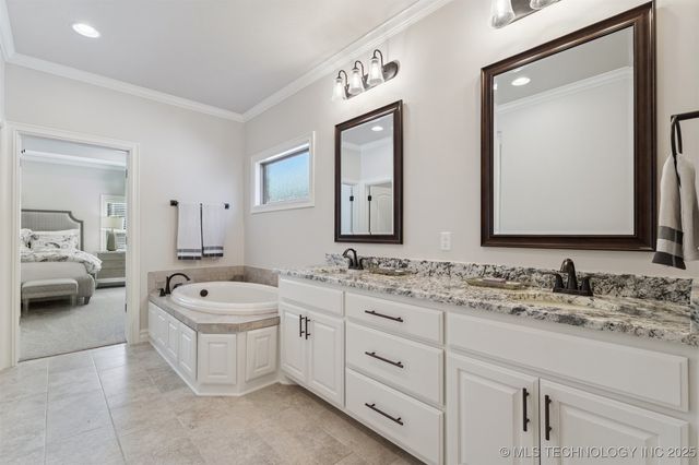 2705 W Twin Oaks Street, Broken Arrow, OK 74012