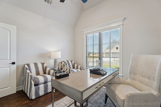 2705 W Twin Oaks Street, Broken Arrow, OK 74012