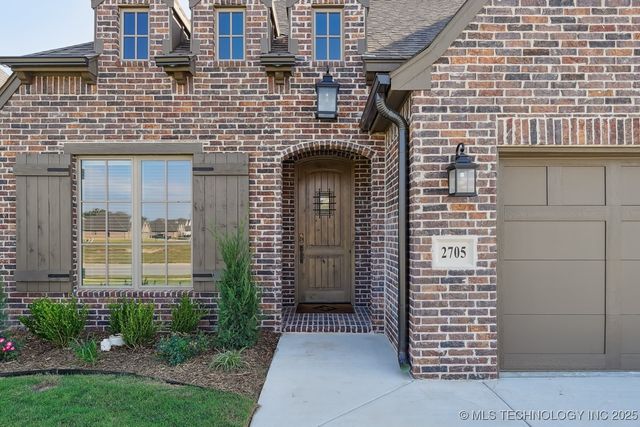 2705 W Twin Oaks Street, Broken Arrow, OK 74012