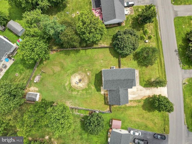 115 BAER OAK DR, Maurertown, VA 22644