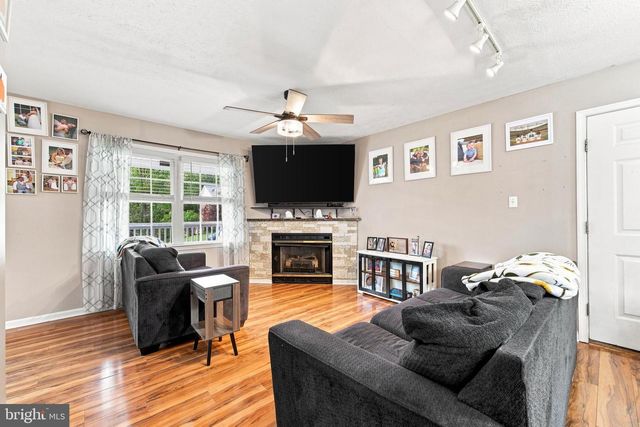 115 BAER OAK DR, Maurertown, VA 22644