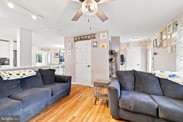 115 BAER OAK DR, Maurertown, VA 22644