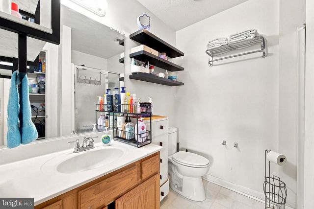 115 BAER OAK DR, Maurertown, VA 22644