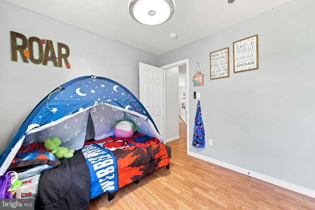 115 BAER OAK DR, Maurertown, VA 22644