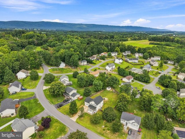 115 BAER OAK DR, Maurertown, VA 22644