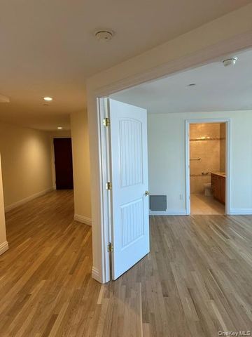 125 E Broadway 302, Long Beach, NY 11561