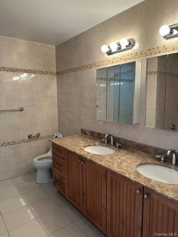 125 E Broadway 302, Long Beach, NY 11561