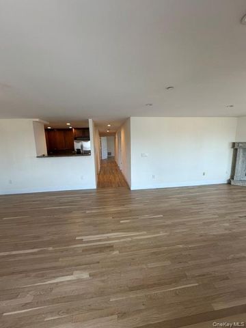 125 E Broadway 302, Long Beach, NY 11561