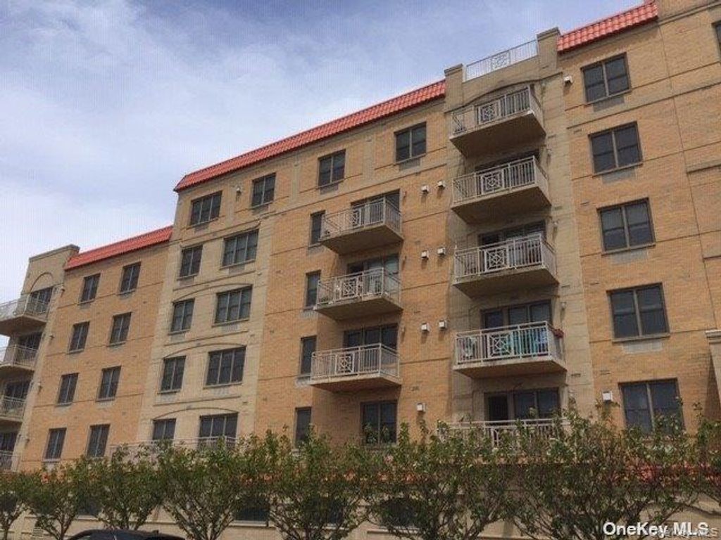 125 E Broadway 302, Long Beach, NY 11561