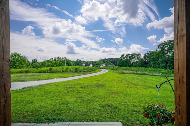 5931 Buffalo Valley Rd, Baxter, TN 38544