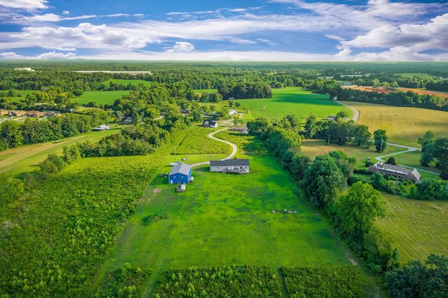 5931 Buffalo Valley Rd, Baxter, TN 38544