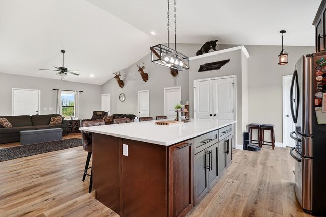 5931 Buffalo Valley Rd, Baxter, TN 38544
