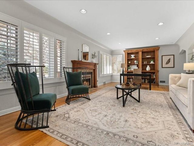 110 Ivy St, Denver, CO 80220