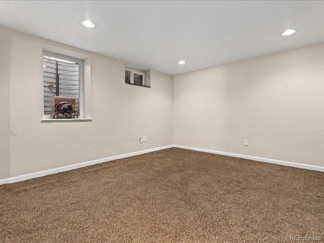 110 Ivy St, Denver, CO 80220