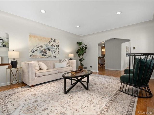 110 Ivy St, Denver, CO 80220