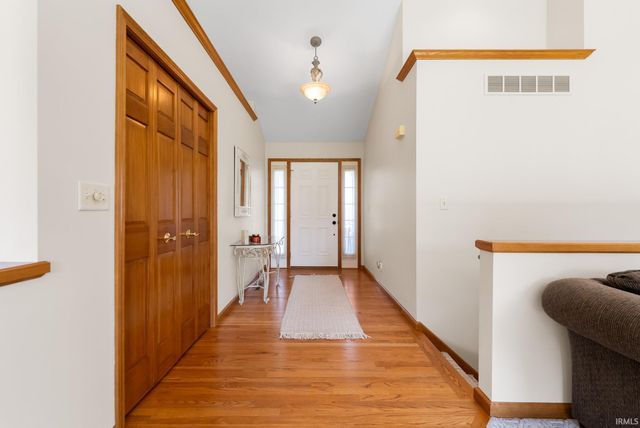 60832 Clover Ridge Court, Elkhart, IN 46517