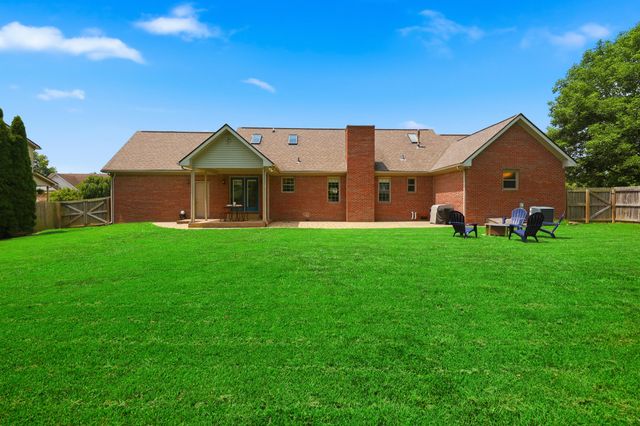 347 Colony Drive, Versailles, KY 40383