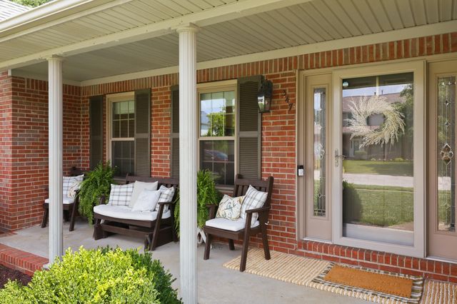 347 Colony Drive, Versailles, KY 40383