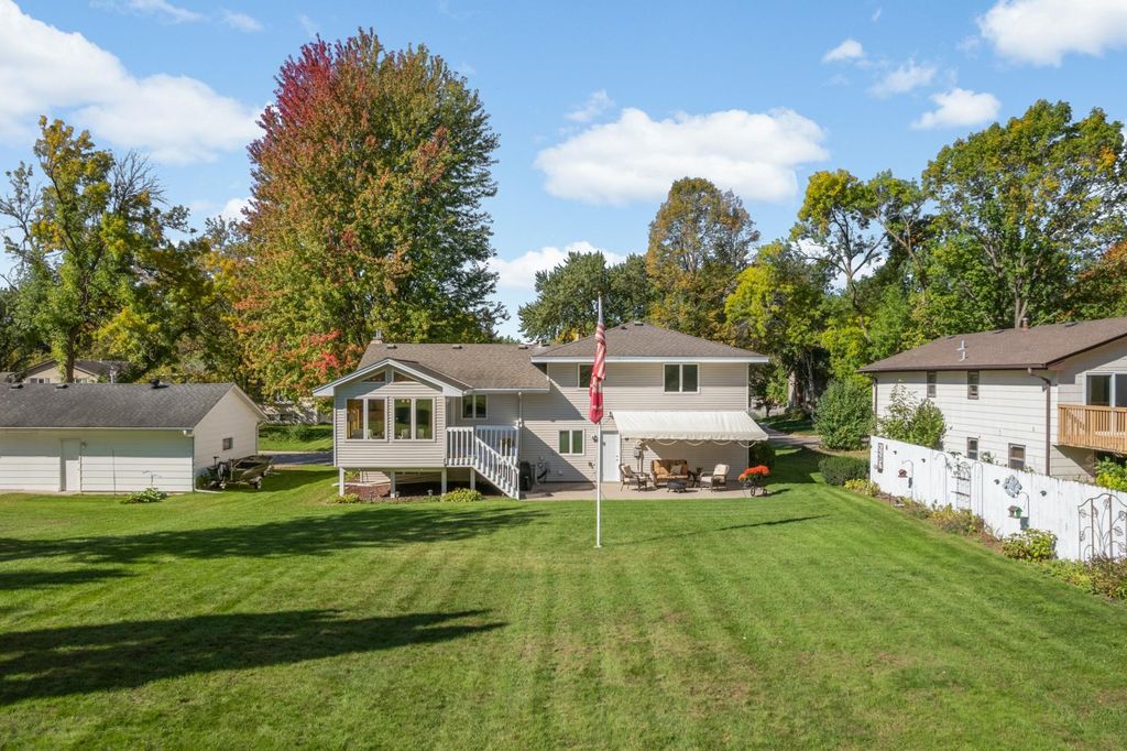 6624 Edgemont Boulevard N, Brooklyn Park, MN 55428 — photo 2