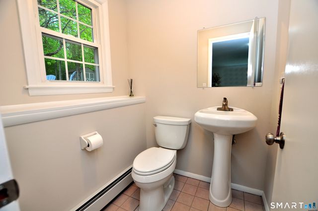 65 Winthrop Road, Windsor, CT 06095