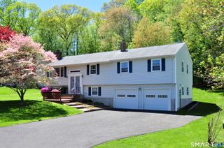 65 Winthrop Road, Windsor, CT 06095