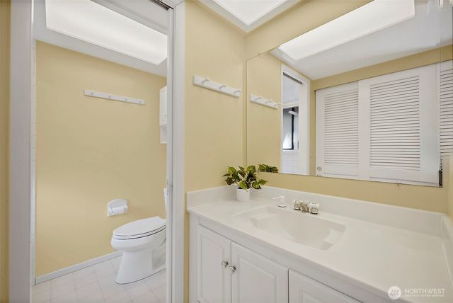 7861 NE University Point Circle NE, Bremerton, WA 98311