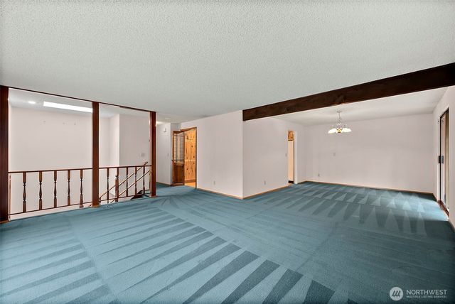 7861 NE University Point Circle NE, Bremerton, WA 98311