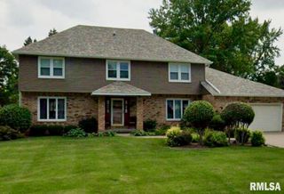 2203 E 46TH Street, Davenport, IA 52807