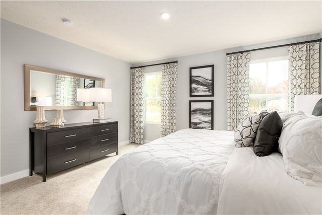 468 Clubhouse Drive, Rostraver, PA 15012