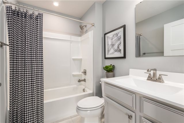 468 Clubhouse Drive, Rostraver, PA 15012