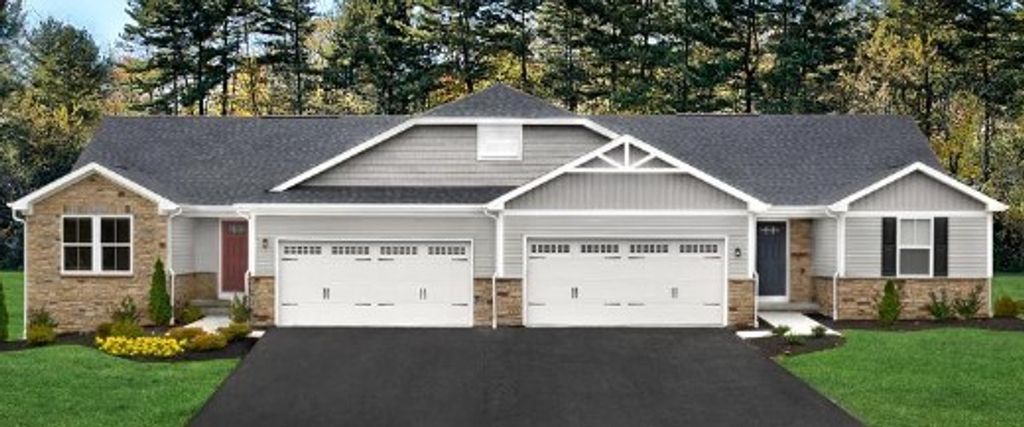 468 Clubhouse Drive, Rostraver, PA 15012