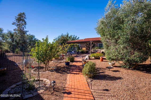 2302 Circulo De Anza, Tubac, AZ 85646