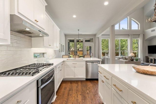 17612 Wildrye DR, Austin, TX 78738