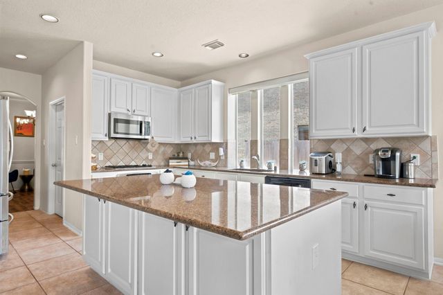 3306 Dancing Creek Lane, Missouri City, TX 77459