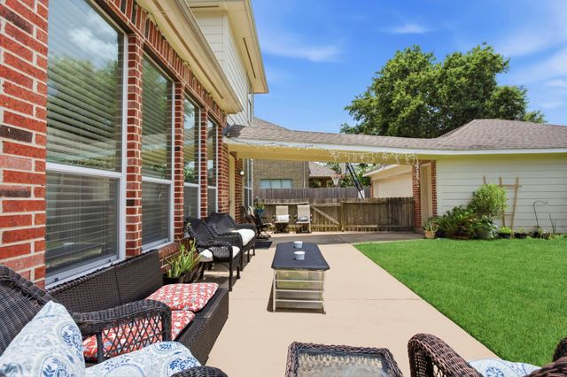 3306 Dancing Creek Lane, Missouri City, TX 77459